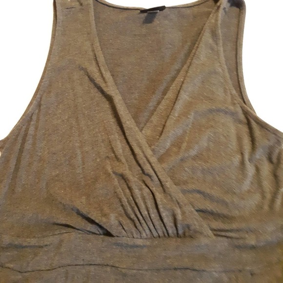 Torrid Gray Knit Faux Wrap Dress Sz 00 (10) Sleeveless Pockets Cascading Skirt - Picture 8 of 10